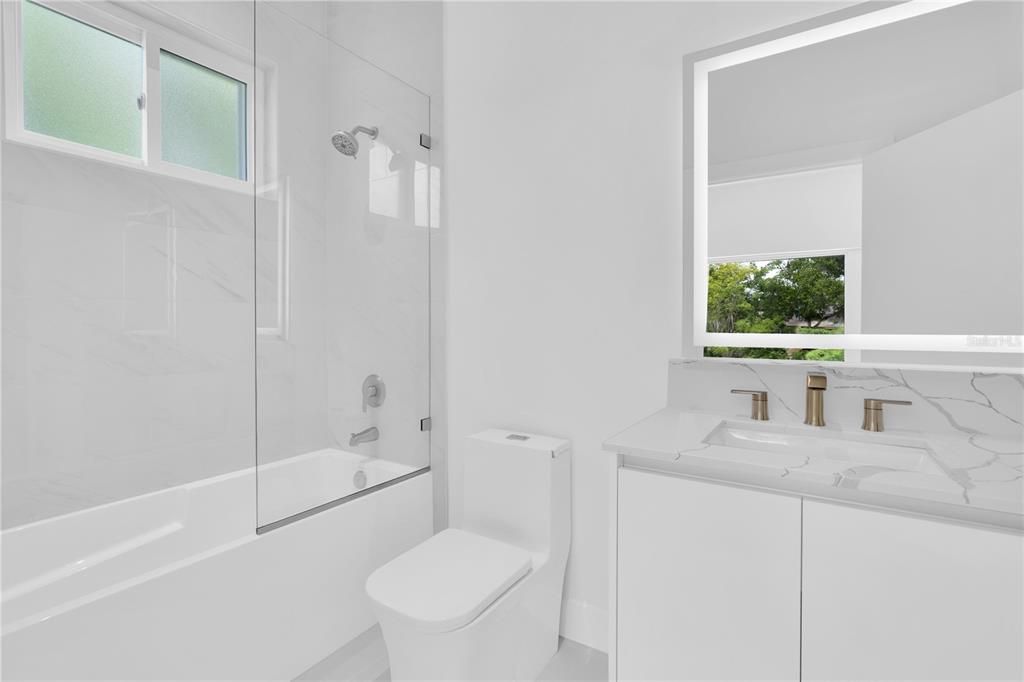 На продажу: $2,375,000 (4 спален, 5 ванн, 3136 Квадратных фут)