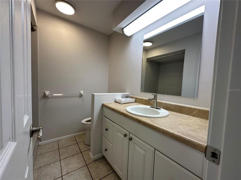 For Sale: $308,900 (2 beds, 2 baths, 1267 Square Feet)