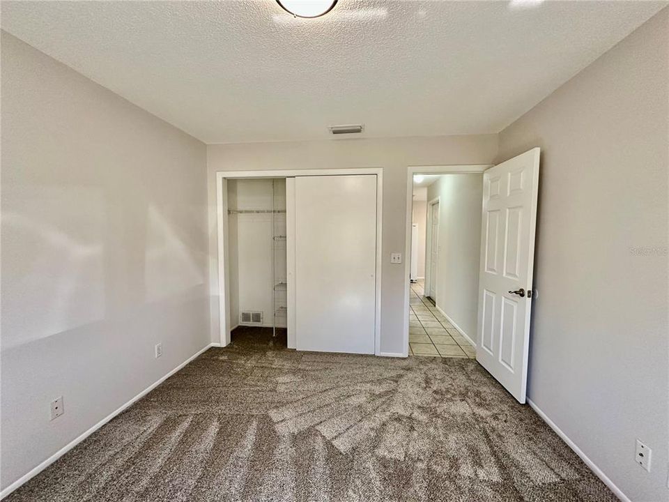 For Sale: $308,900 (2 beds, 2 baths, 1267 Square Feet)