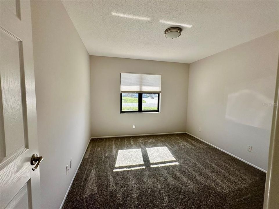 For Sale: $308,900 (2 beds, 2 baths, 1267 Square Feet)