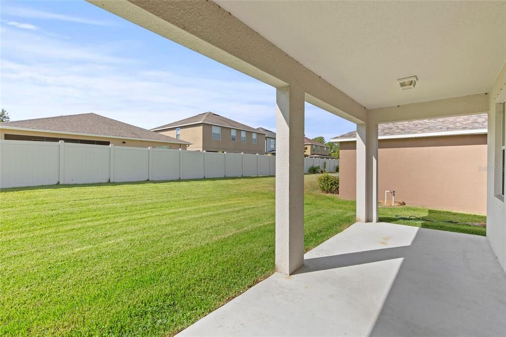 For Sale: $345,000 (4 beds, 3 baths, 3122 Square Feet)