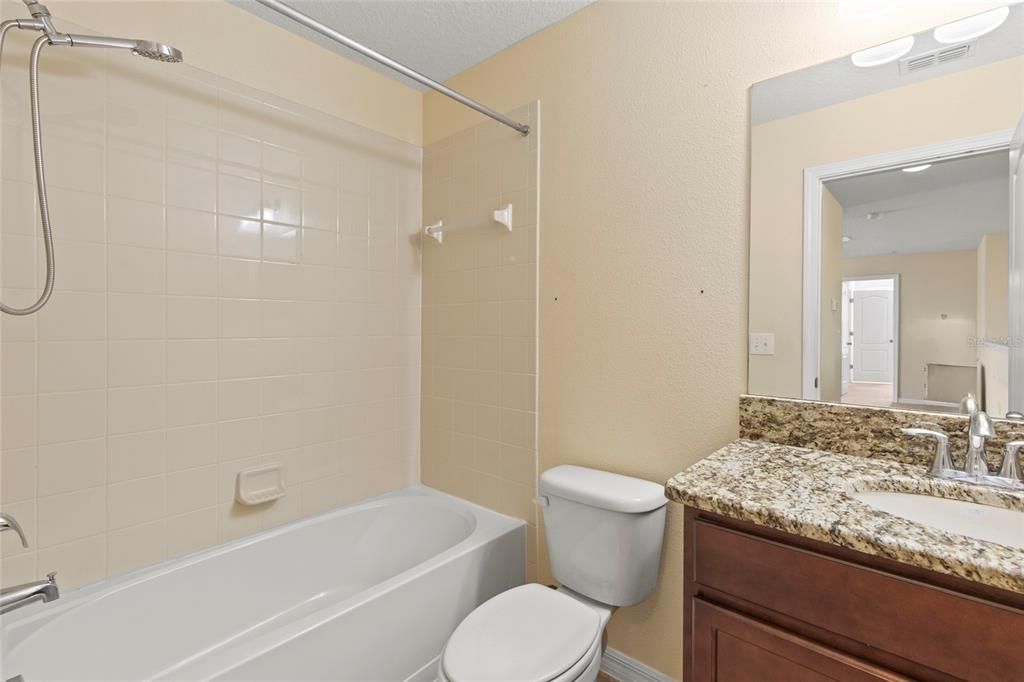 For Sale: $345,000 (4 beds, 3 baths, 3122 Square Feet)