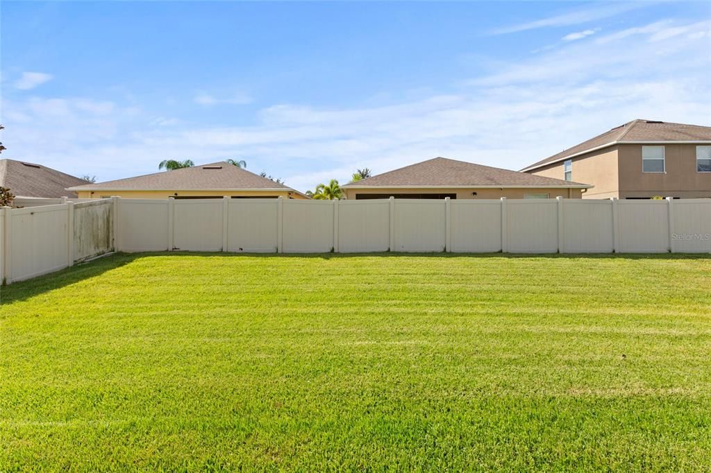 For Sale: $345,000 (4 beds, 3 baths, 3122 Square Feet)