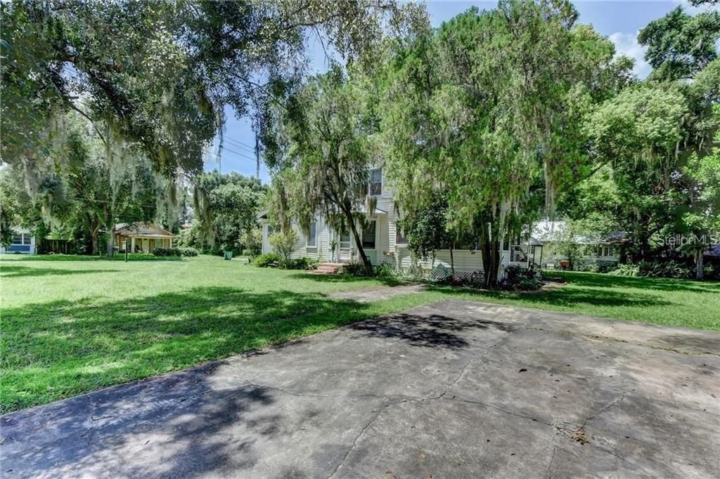 待售: $640,000 (0 贝兹, 0 浴室, 2403 平方英尺)