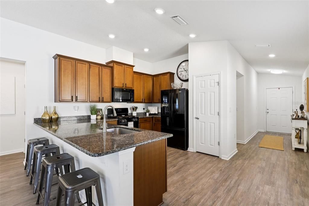 待售: $369,000 (3 贝兹, 2 浴室, 1788 平方英尺)