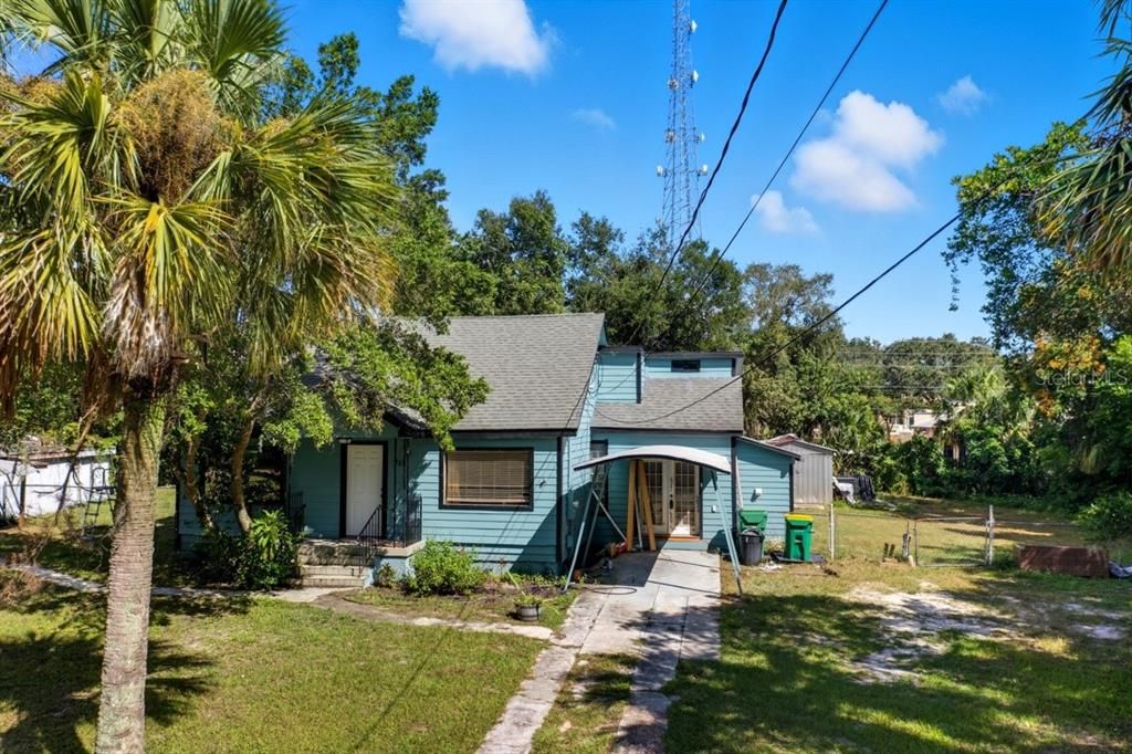 Active With Contract: $238,000 (4 beds, 3 baths, 1836 Square Feet)