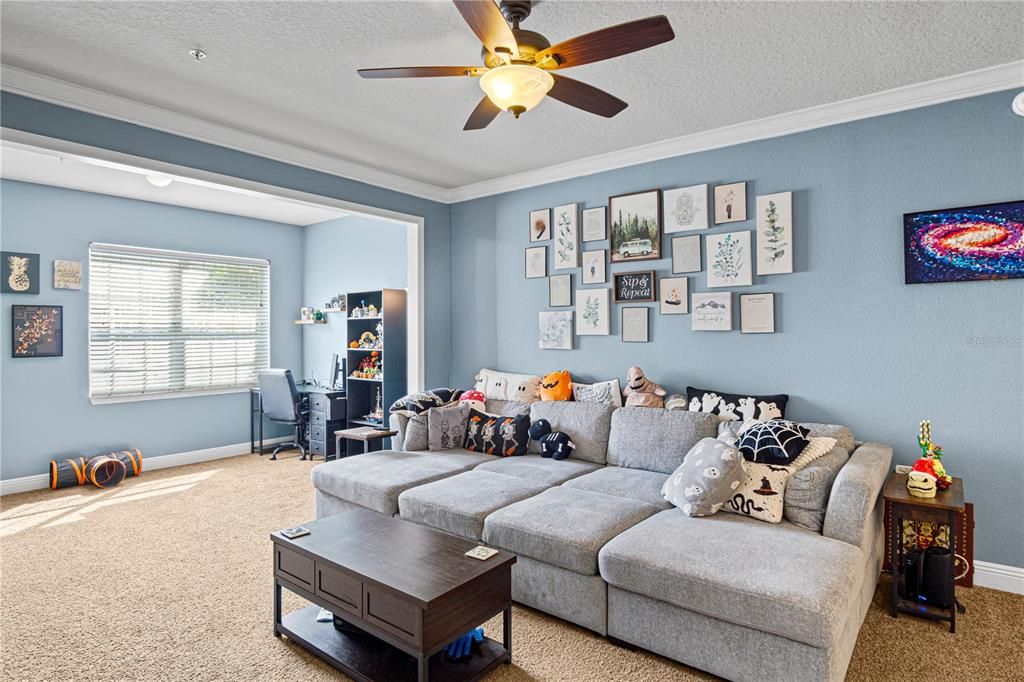 En Venta: $274,000 (2 camas, 2 baños, 1276 Pies cuadrados)