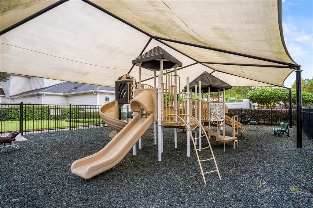 En Venta: $274,000 (2 camas, 2 baños, 1276 Pies cuadrados)