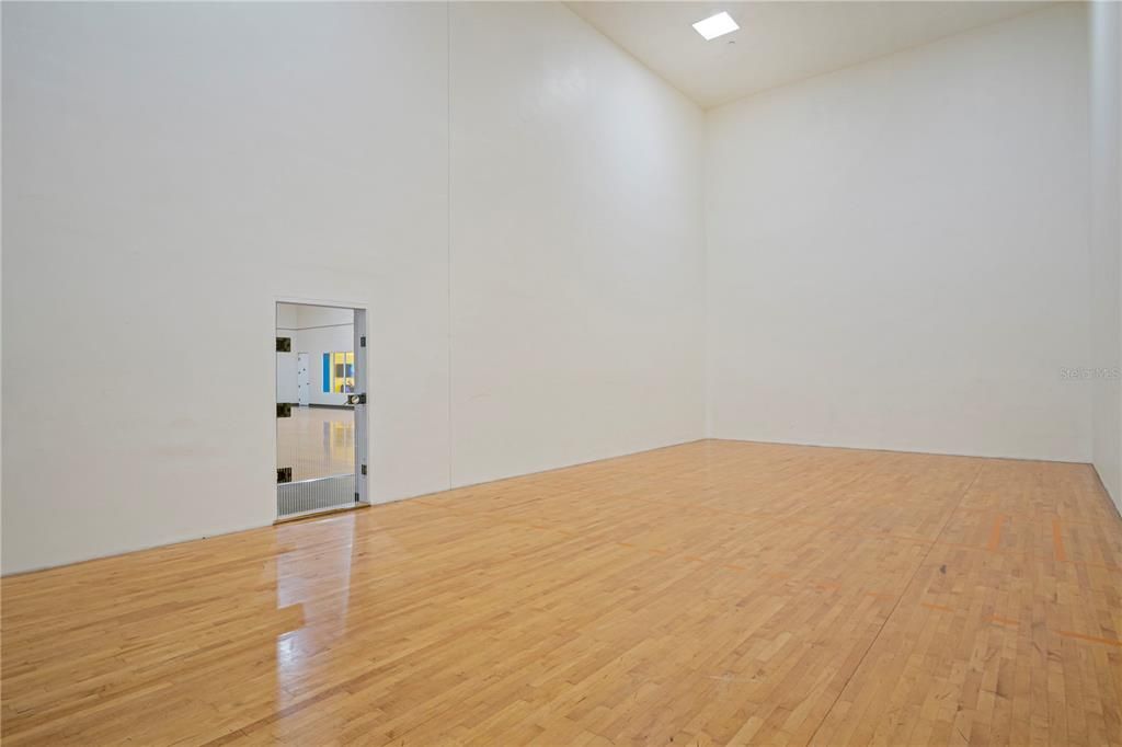 En Venta: $274,000 (2 camas, 2 baños, 1276 Pies cuadrados)