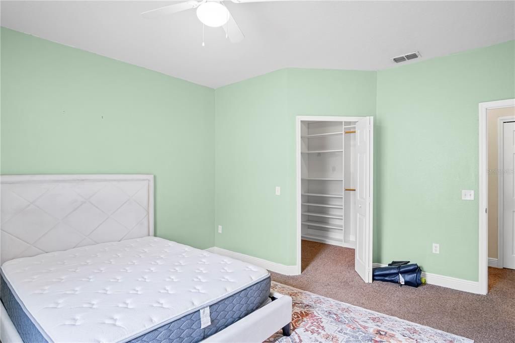 En Venta: $274,000 (2 camas, 2 baños, 1276 Pies cuadrados)