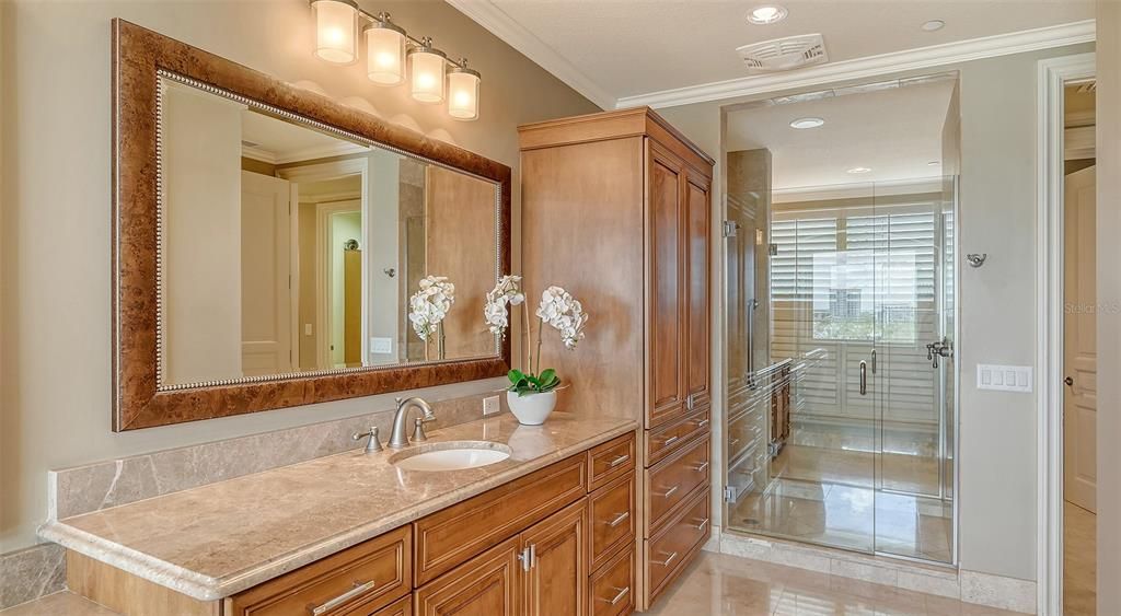 На продажу: $4,500,000 (3 спален, 4 ванн, 3377 Квадратных фут)