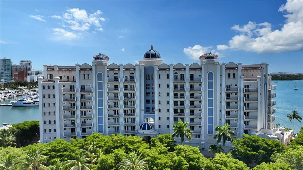 На продажу: $4,500,000 (3 спален, 4 ванн, 3377 Квадратных фут)