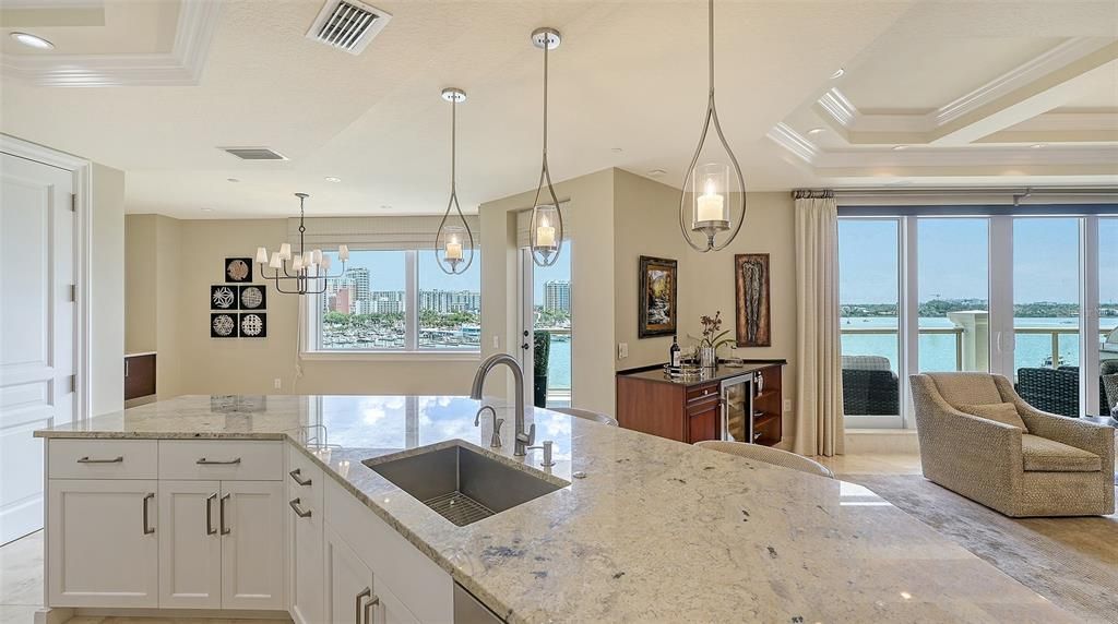 На продажу: $4,500,000 (3 спален, 4 ванн, 3377 Квадратных фут)