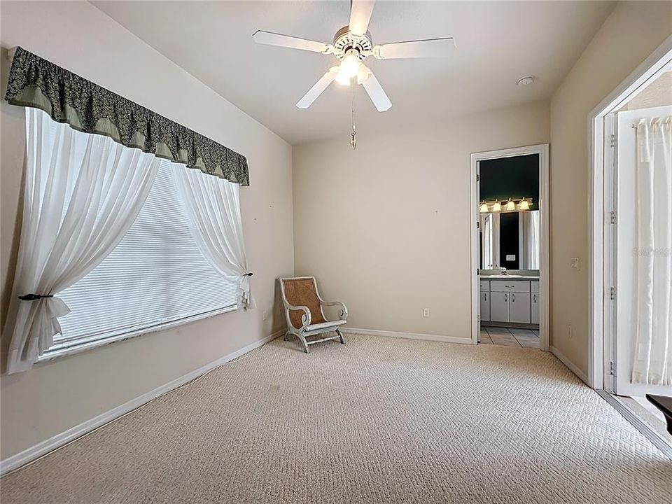 待售: $489,000 (3 贝兹, 3 浴室, 2355 平方英尺)