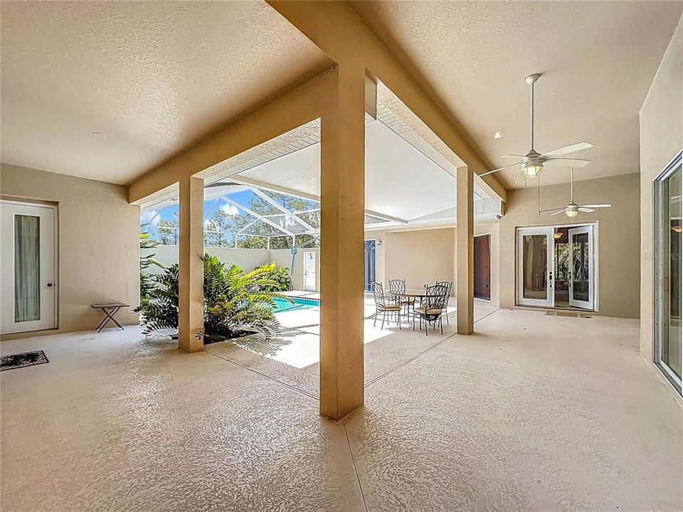 待售: $489,000 (3 贝兹, 3 浴室, 2355 平方英尺)