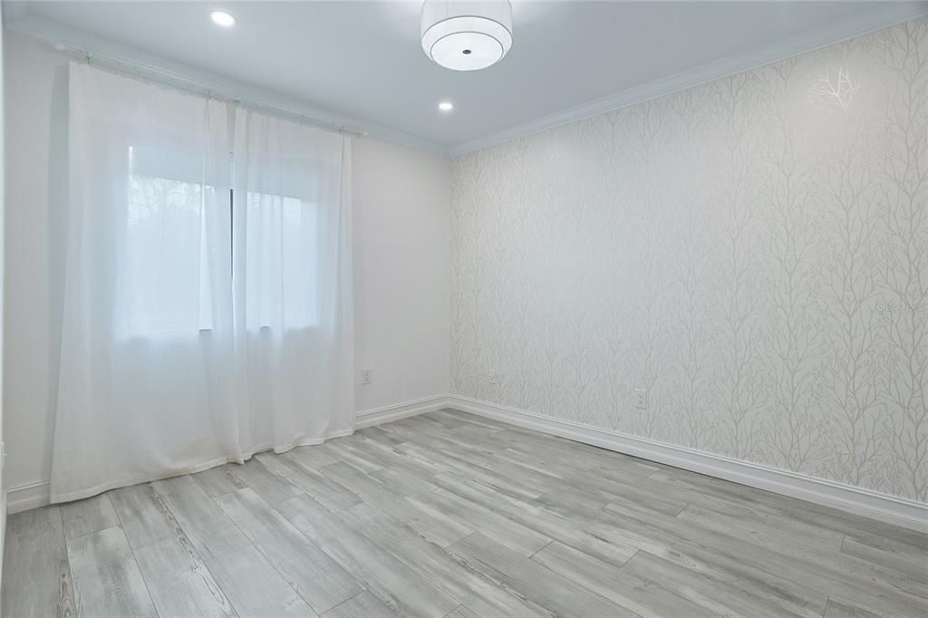 На продажу: $775,000 (4 спален, 2 ванн, 1952 Квадратных фут)