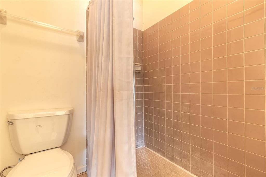 Active With Contract: $229,000 (3 beds, 2 baths, 1488 Square Feet)