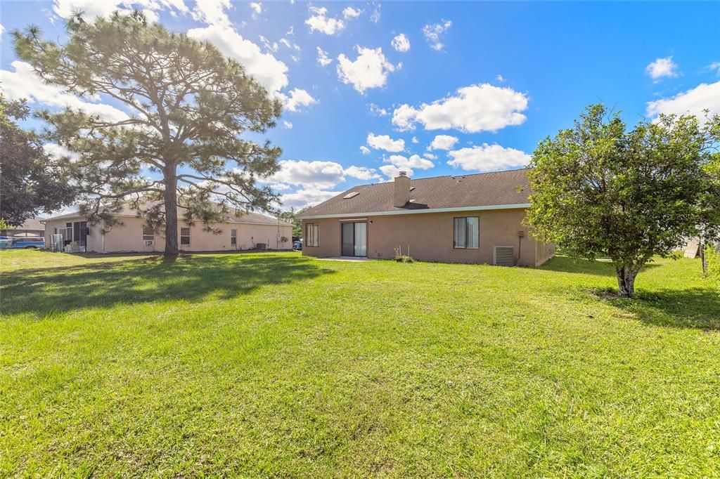 Active With Contract: $229,000 (3 beds, 2 baths, 1488 Square Feet)