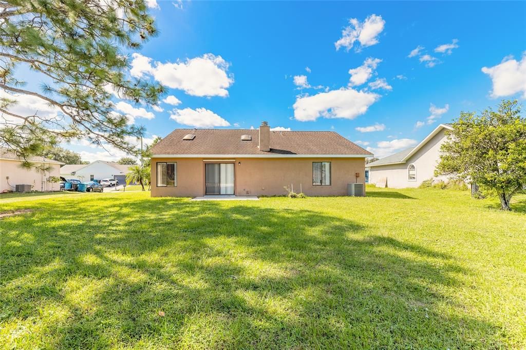 Active With Contract: $229,000 (3 beds, 2 baths, 1488 Square Feet)