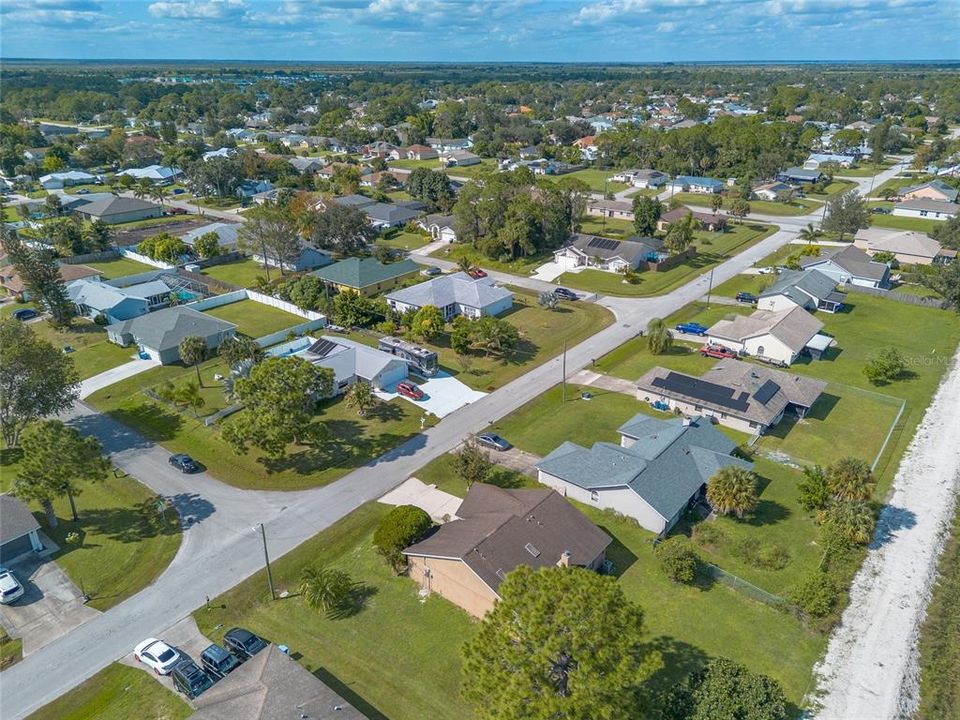 Active With Contract: $229,000 (3 beds, 2 baths, 1488 Square Feet)