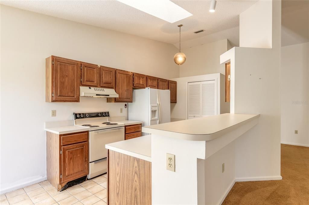 Active With Contract: $229,000 (3 beds, 2 baths, 1488 Square Feet)