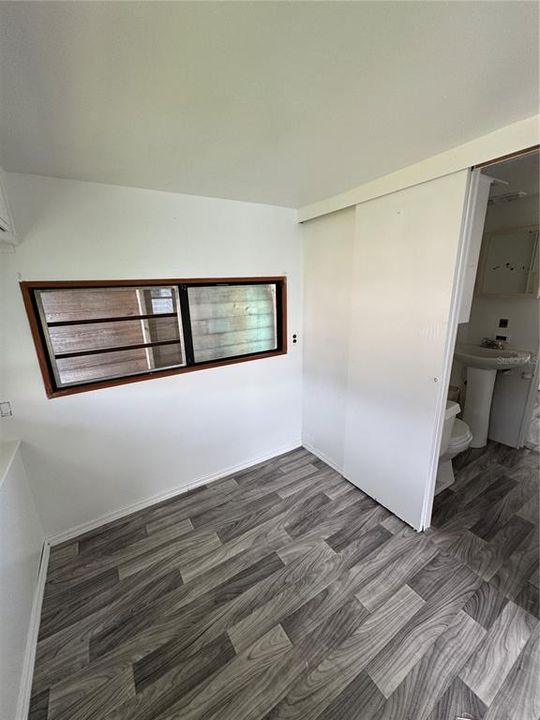 На продажу: $14,900 (1 спален, 1 ванн, 450 Квадратных фут)