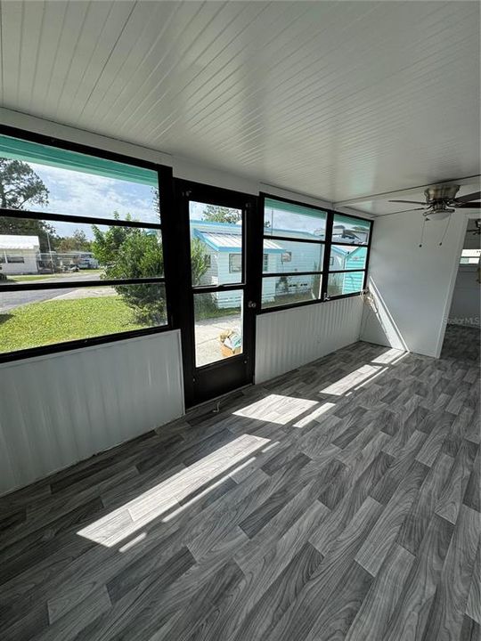 На продажу: $14,900 (1 спален, 1 ванн, 450 Квадратных фут)