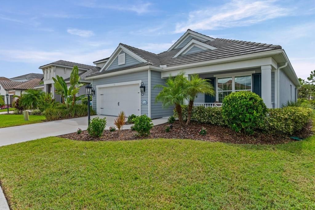 Под контрактом: $499,000 (3 спален, 2 ванн, 1812 Квадратных фут)