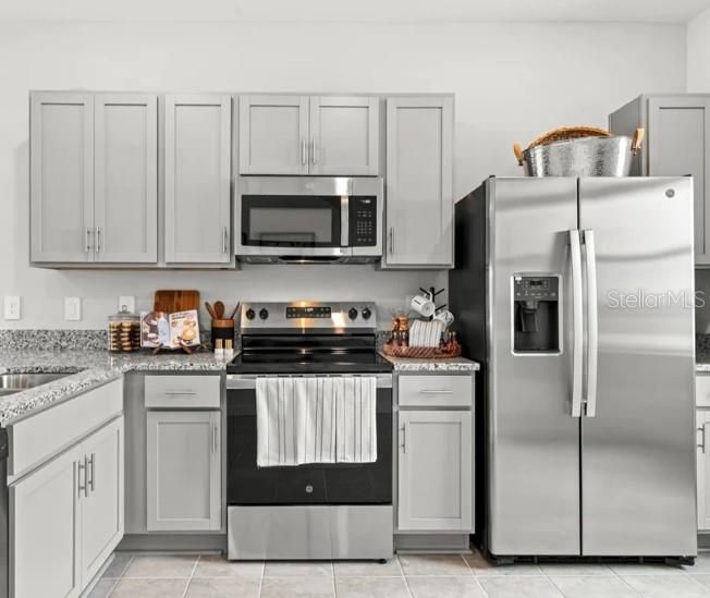 Recently Sold: $230,000 (2 beds, 2 baths, 1350 Square Feet)