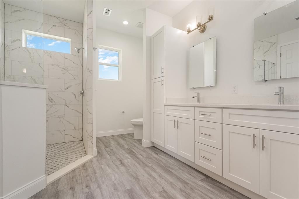 For Sale: $420,000 (4 beds, 2 baths, 2171 Square Feet)