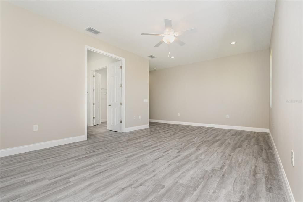 For Sale: $420,000 (4 beds, 2 baths, 2171 Square Feet)