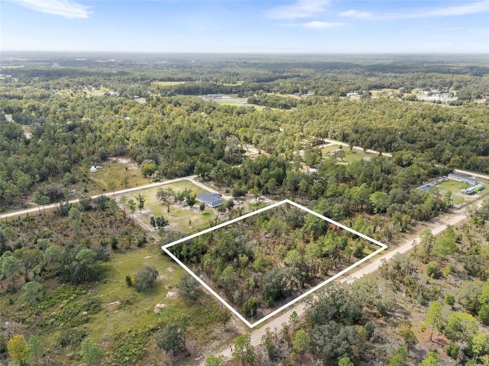 En Venta: $52,925 (2.50 acres)