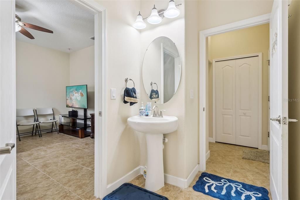 На продажу: $659,000 (5 спален, 3 ванн, 3774 Квадратных фут)