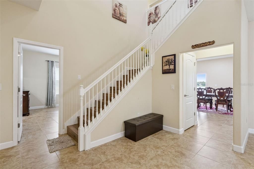 На продажу: $659,000 (5 спален, 3 ванн, 3774 Квадратных фут)