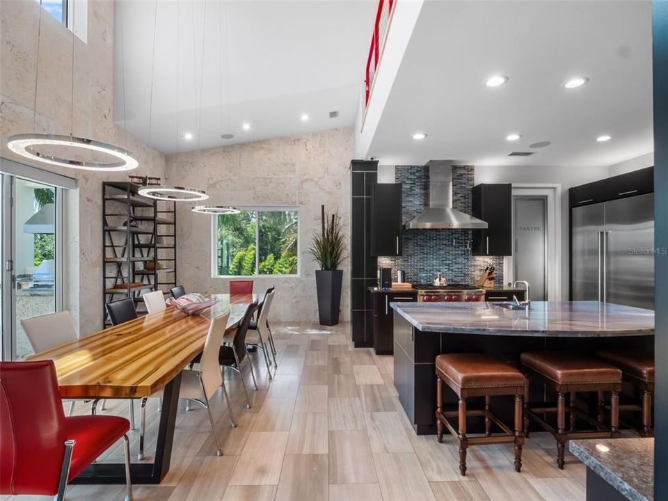 En Venta: $6,995,000 (5 camas, 4 baños, 8277 Pies cuadrados)