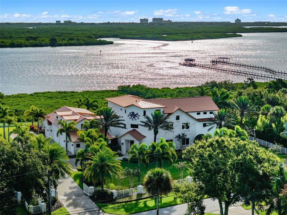 En Venta: $6,995,000 (5 camas, 4 baños, 8277 Pies cuadrados)