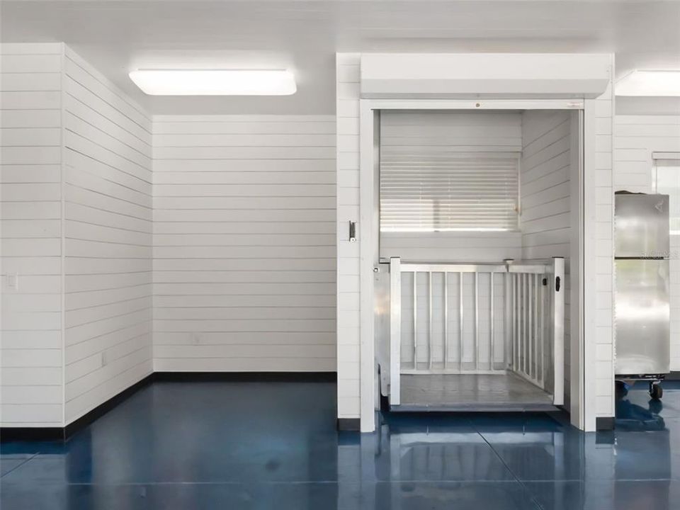 En Venta: $6,995,000 (5 camas, 4 baños, 8277 Pies cuadrados)