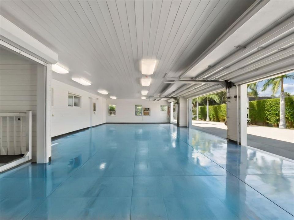 En Venta: $6,995,000 (5 camas, 4 baños, 8277 Pies cuadrados)