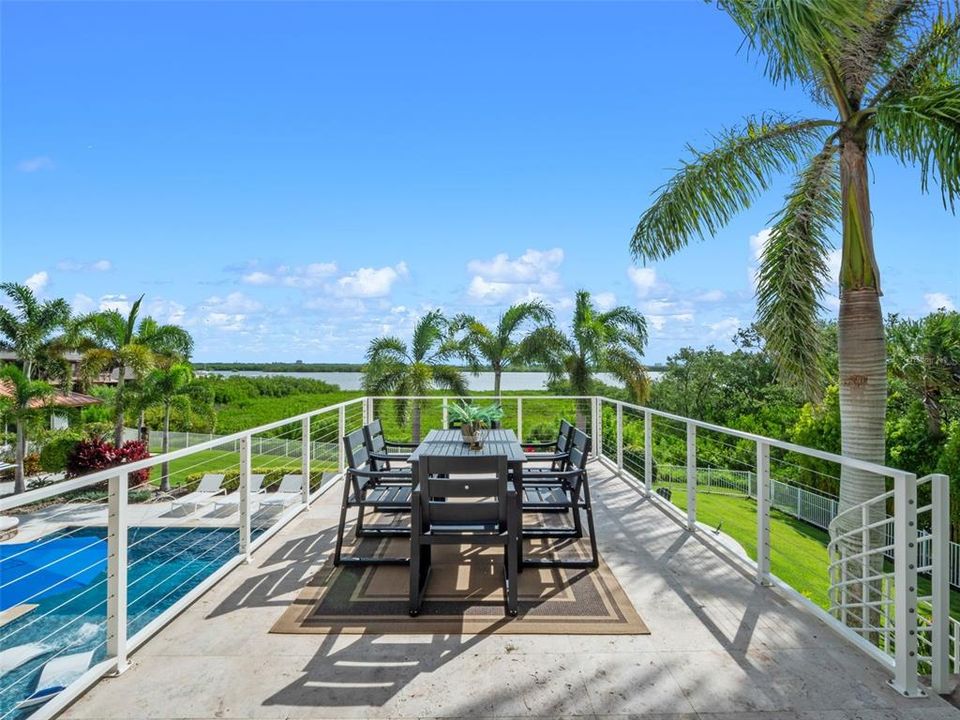 En Venta: $6,995,000 (5 camas, 4 baños, 8277 Pies cuadrados)