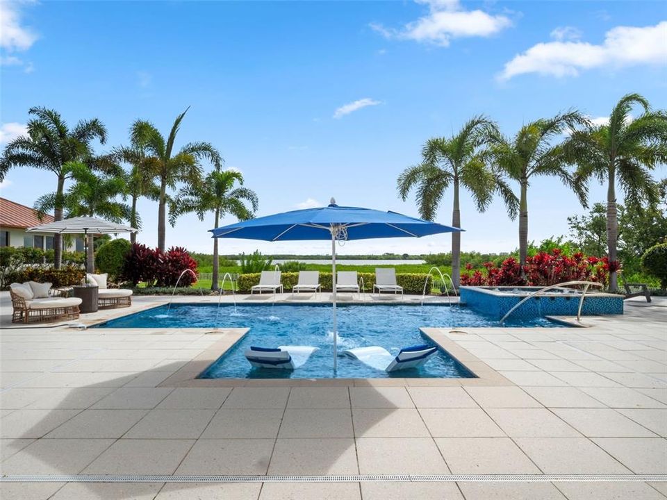 En Venta: $6,995,000 (5 camas, 4 baños, 8277 Pies cuadrados)