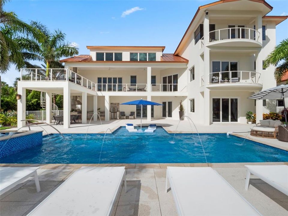 En Venta: $6,995,000 (5 camas, 4 baños, 8277 Pies cuadrados)