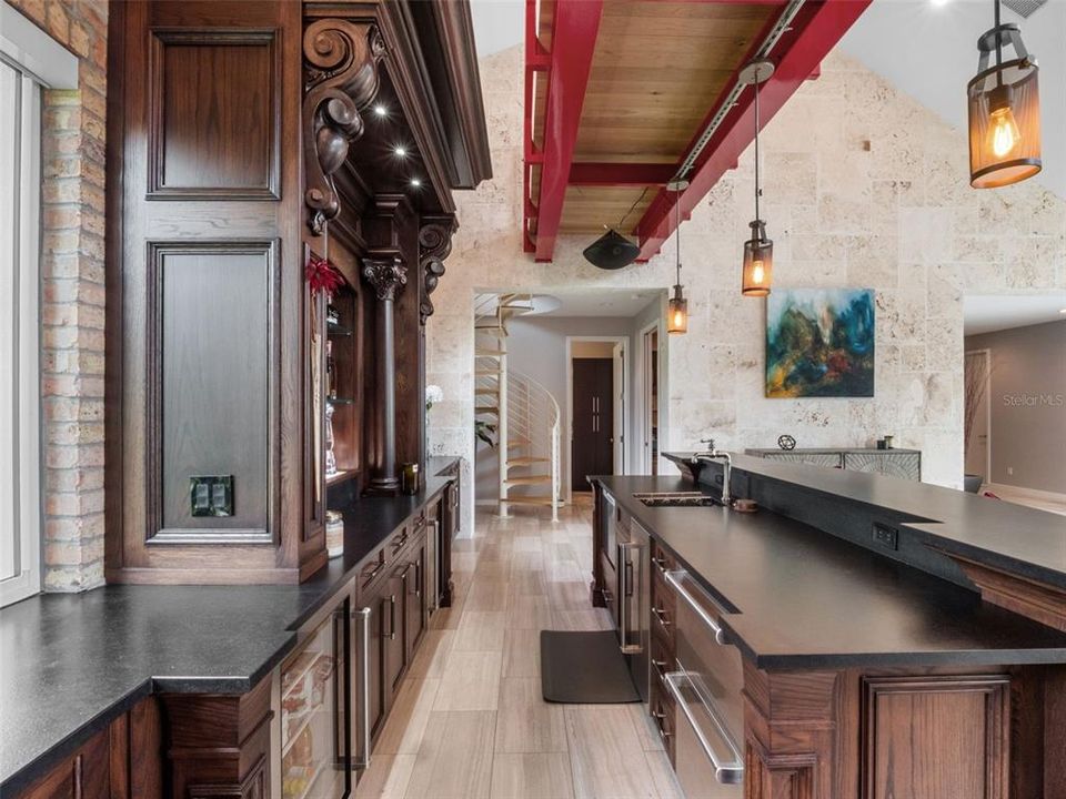 En Venta: $6,995,000 (5 camas, 4 baños, 8277 Pies cuadrados)