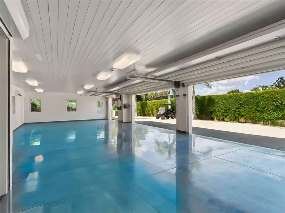 En Venta: $6,995,000 (5 camas, 4 baños, 8277 Pies cuadrados)