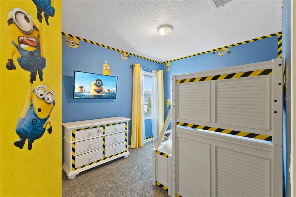 合同活跃: $674,999 (8 贝兹, 5 浴室, 3248 平方英尺)