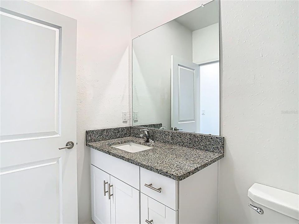 На продажу: $275,000 (3 спален, 2 ванн, 1597 Квадратных фут)