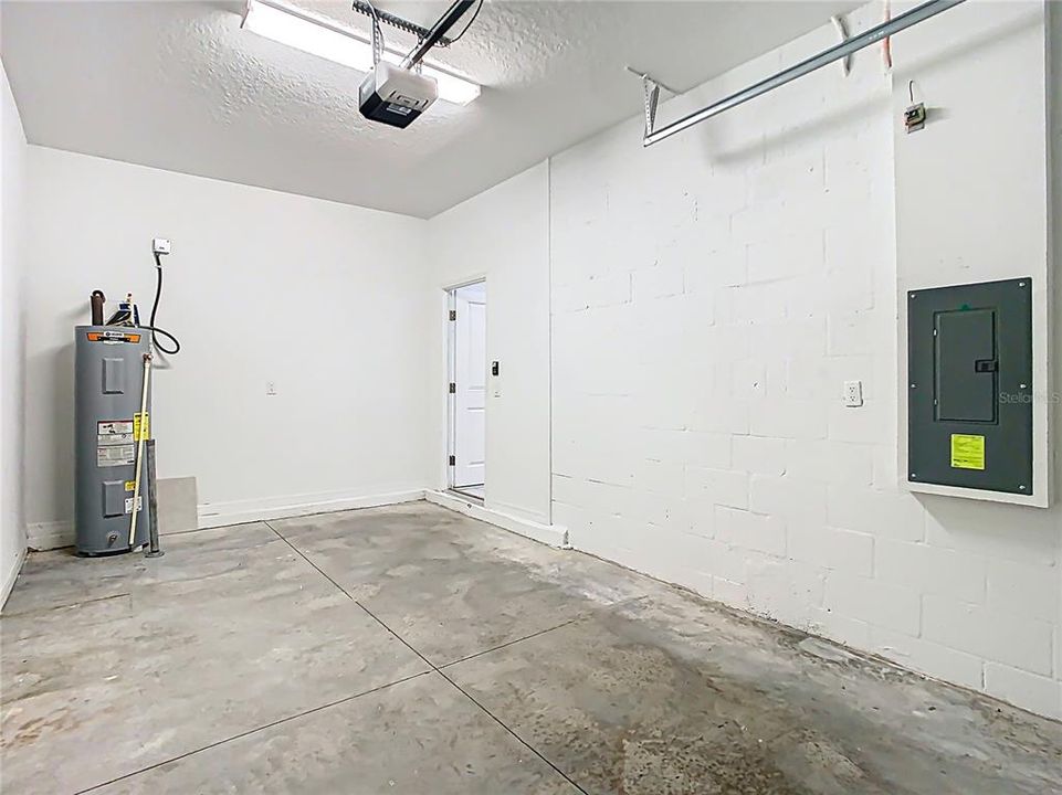 На продажу: $275,000 (3 спален, 2 ванн, 1597 Квадратных фут)