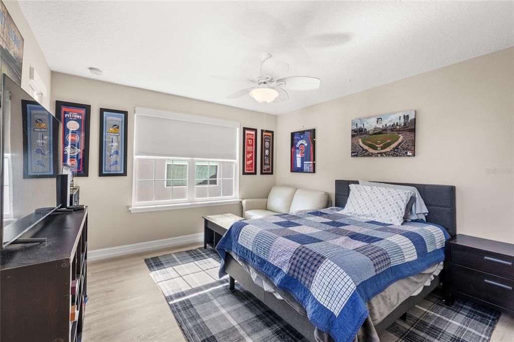 Active With Contract: $1,085,000 (4 beds, 3 baths, 3423 Square Feet)