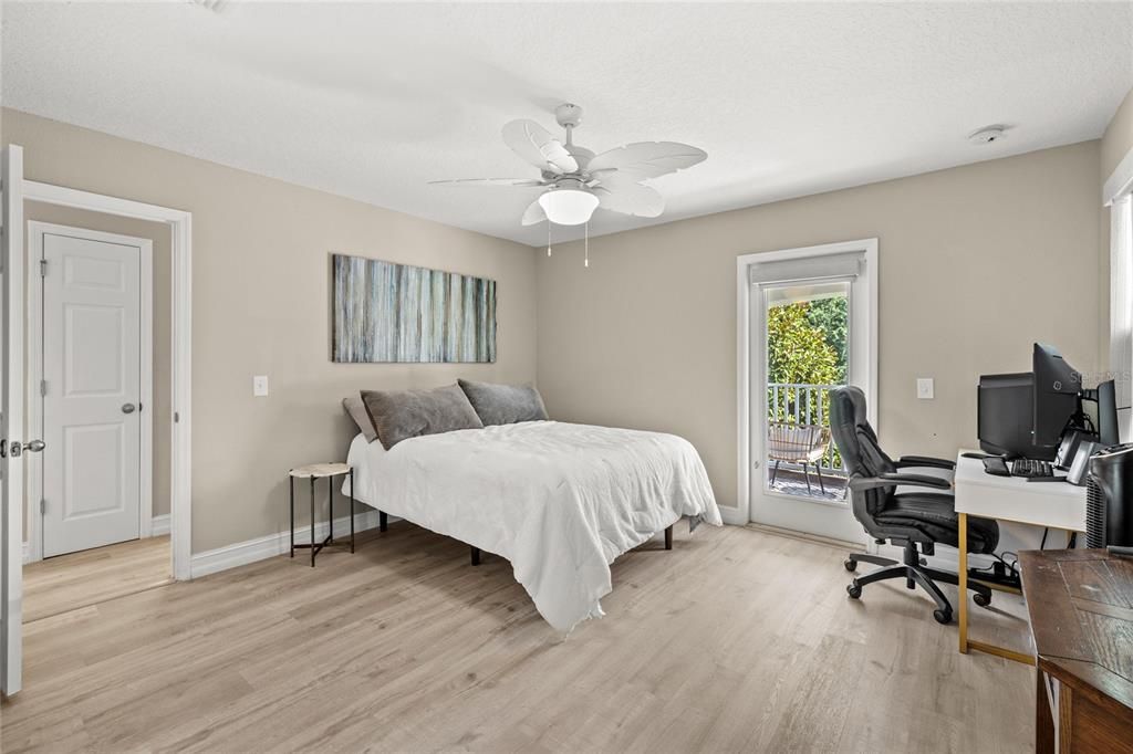 Active With Contract: $1,085,000 (4 beds, 3 baths, 3423 Square Feet)