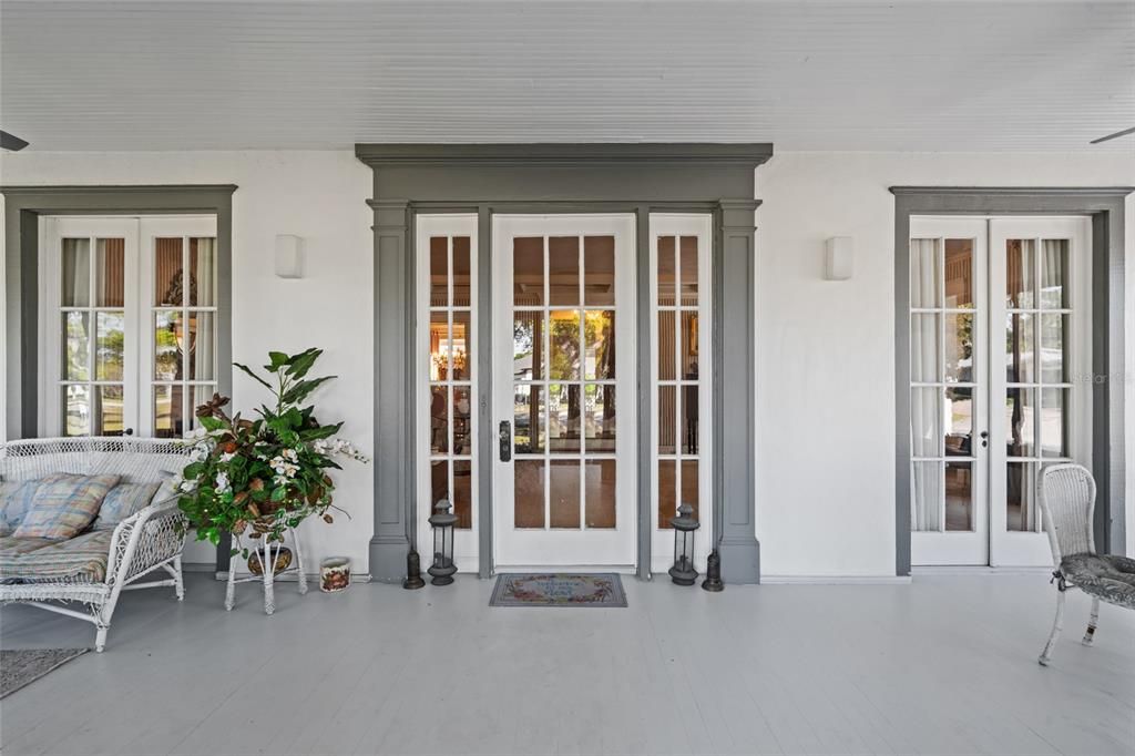 待售: $995,000 (5 贝兹, 2 浴室, 3572 平方英尺)