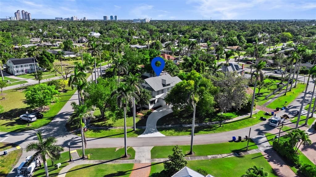 待售: $995,000 (5 贝兹, 2 浴室, 3572 平方英尺)